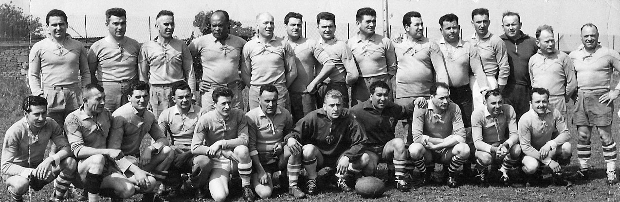 1957.517 02 Cinquantaire du stade