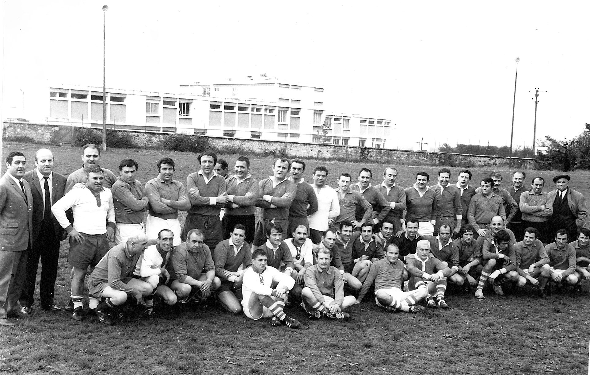 1970.1000 02 Anciens et Jean Gachassin